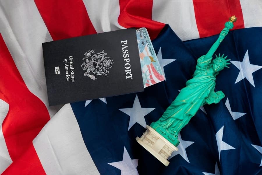 Número uno de maltrato, programa a favor para Visa U